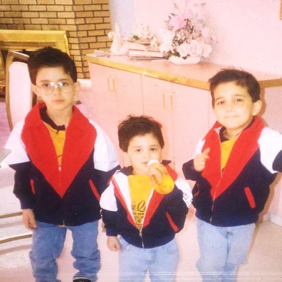 Frank shared a throwback picture of himself and his brothers
